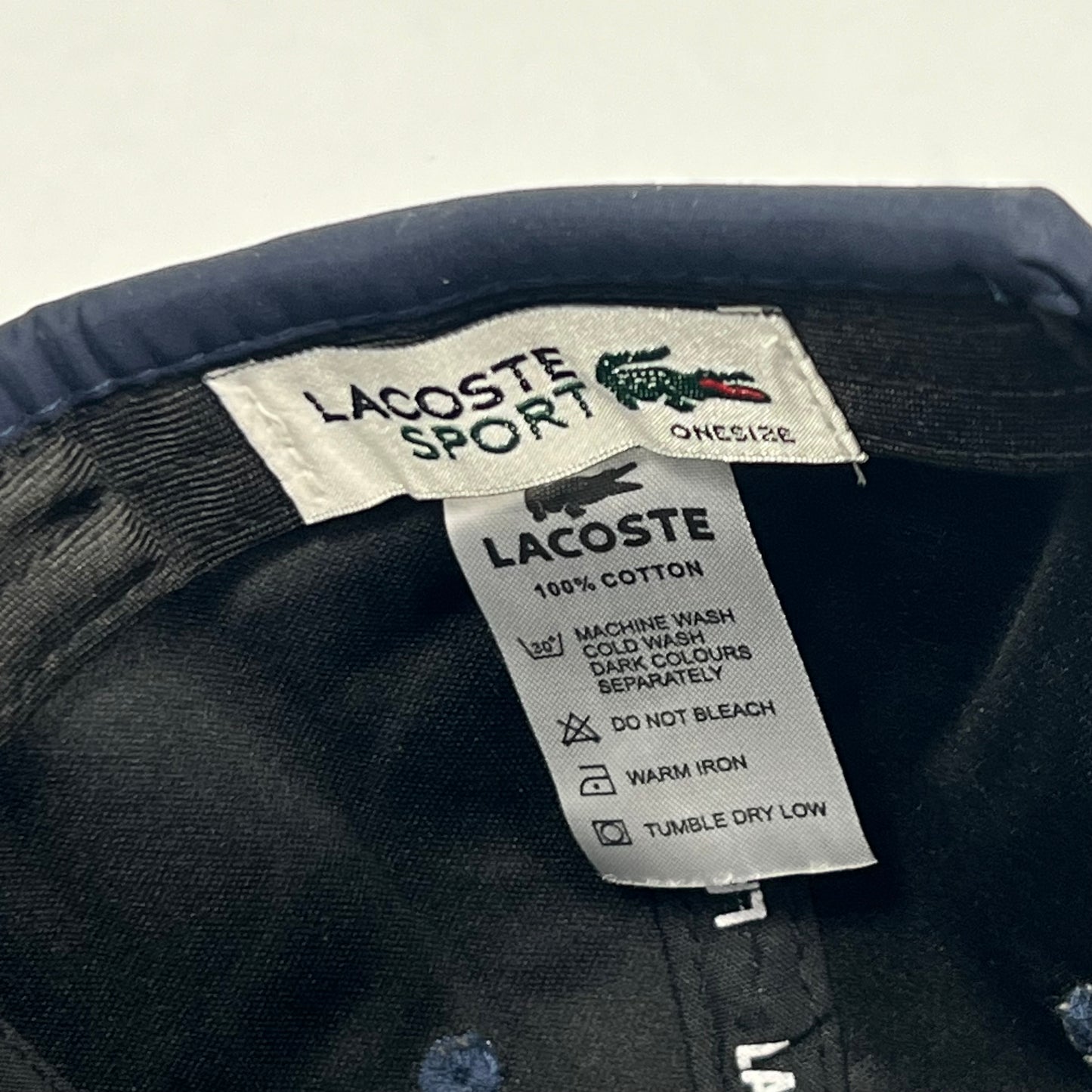 CAP Lacoste Bleu